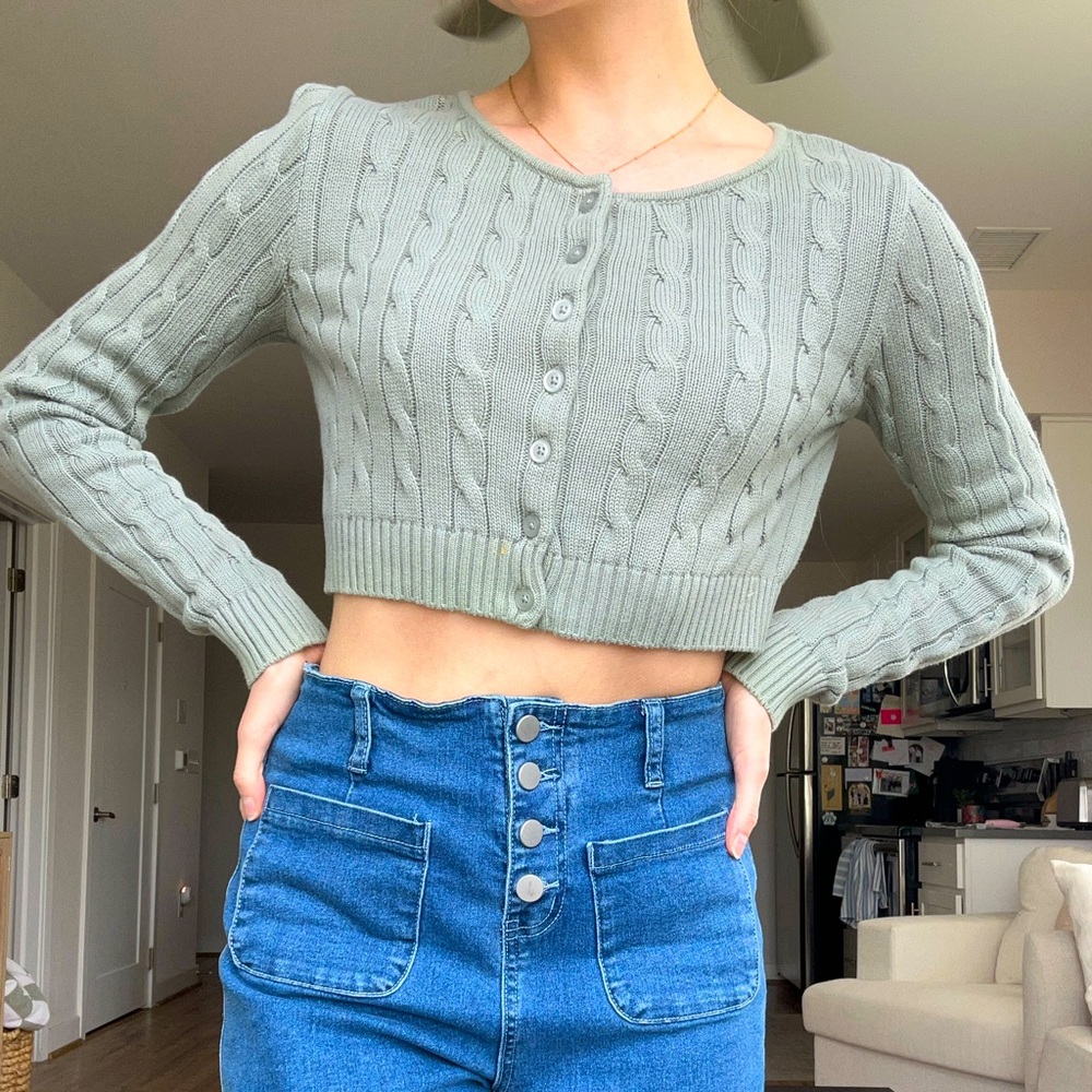 Cable Knit Cropped Sweater - Green